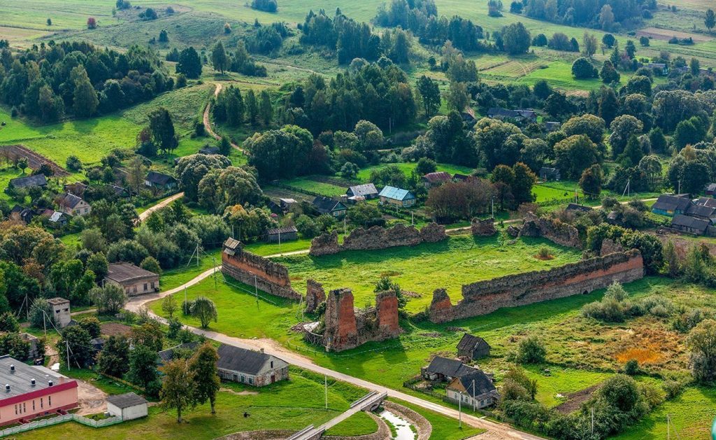 Такси-трансфер из Аэропорта Минска в Кревский замок